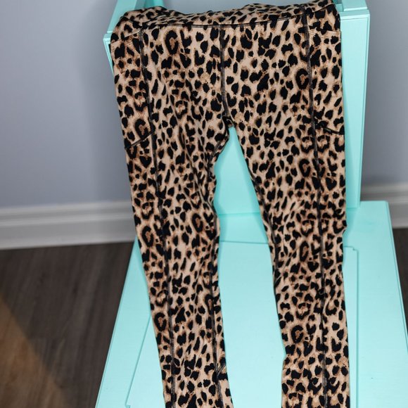 Victoria's Secret Leopard Leggings - Picture 3 of 4